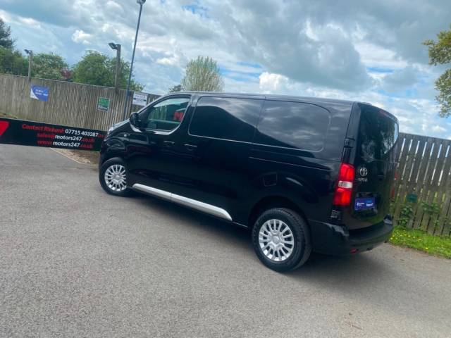 2017 Toyota Proace 2.0D 120 Comfort Van