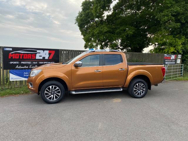 2017 Nissan Navara Double Cab Pick Up Tekna 2.3dCi 190 4WD Auto