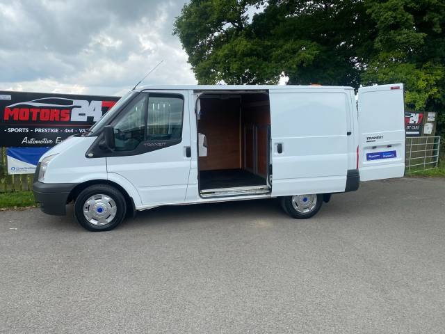 Ford Transit 2.2 Low Roof Van TDCi 100ps Panel Van Diesel White