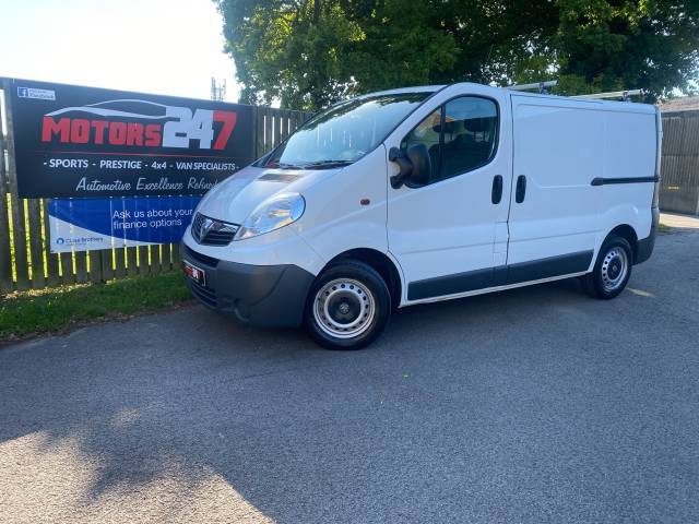 Vauxhall Vivaro 2.0CDTI [115PS] Van 2.7t Euro 5 Panel Van Diesel White