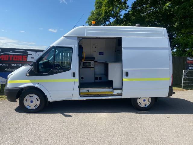 Ford Transit 2.2 High Roof Van TDCi 125ps Panel Van Diesel White