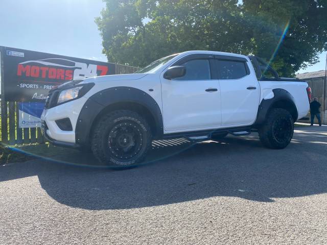 2016 Nissan Navara Double Cab Pick Up Visia 2.3dCi 160 4WD