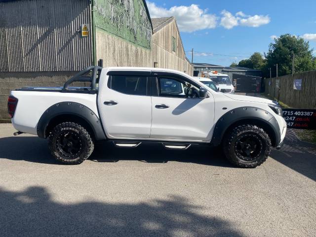 2016 Nissan Navara Double Cab Pick Up Visia 2.3dCi 160 4WD