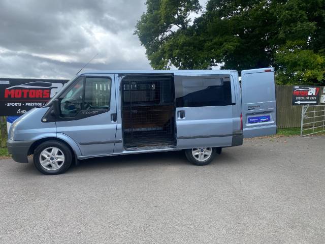 Ford Transit 2.2 Low Roof Van Limited TDCi 115ps Panel Van Diesel Blue