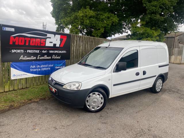 Vauxhall Combo 2000 1.3CDTi 16V Crew Van [75PS] Combi Van Diesel White