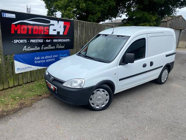 Vauxhall Combo 1.2 2000 1.7CDTi 16V Van Panel Van Diesel White