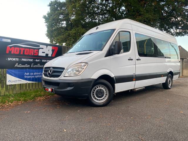 Mercedes-Benz Sprinter 2.1 3.5t Van Minibus Diesel White