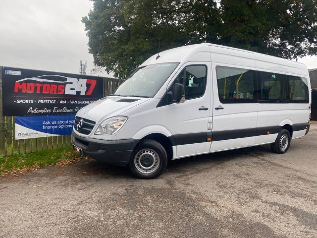 Mercedes-Benz Sprinter 2.1 3.5t Van Minibus Diesel White