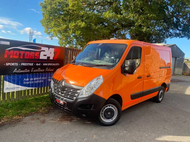 Renault Master 2.3 SL35dCi 125 Business Low Roof Van Panel Van Diesel Orange