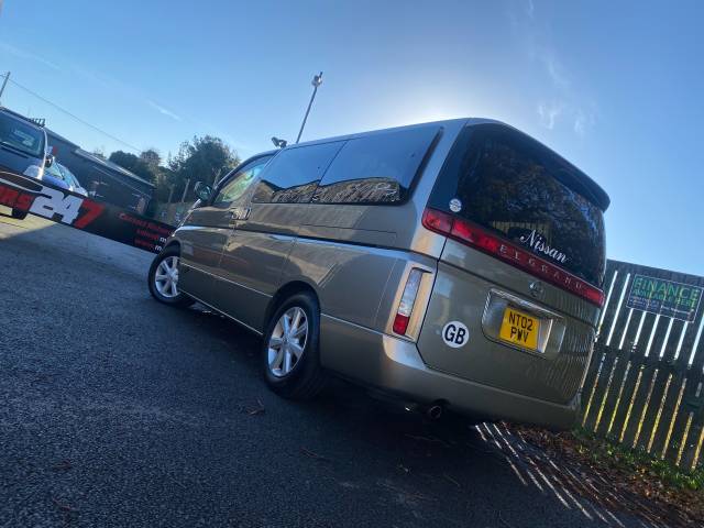 2002 Nissan Elgrand 3.5 4WD