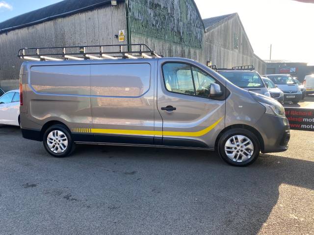 2015 Renault Trafic 1.6 LL29dCi 115 Sport Van