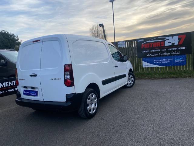 2017 Peugeot Partner 850 1.6 BlueHDi 100 Professional Van [non SS]