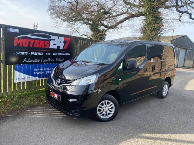 Nissan NV200 1.5 dCi Tekna Van Panel Van Diesel Black