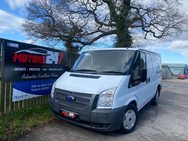 Ford Transit 2.2 Low Roof Van TDCi 85ps Panel Van Diesel White