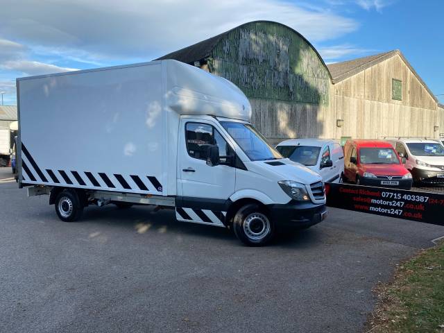 2105 Mercedes-Benz Sprinter 2.1 313 CDI WITH TAIL LIFT