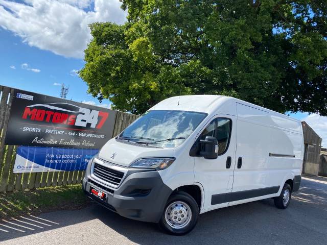 Peugeot Boxer 2.0 BlueHDi H2 Professional Van 130ps Panel Van Diesel White