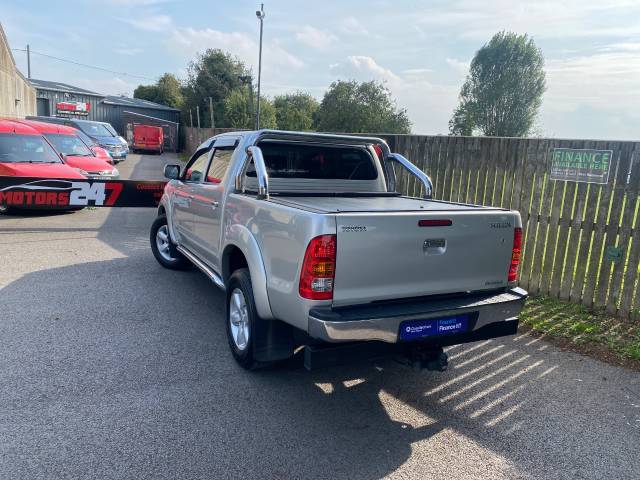 2011 Toyota Hilux Invincible 2010 D/Cab PickUp 3.0 D-4D 4WD 171