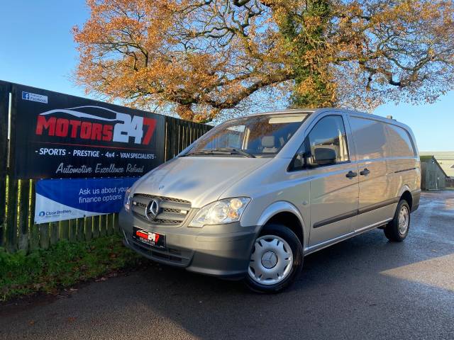 Mercedes-Benz Vito 2.1 113CDI Van Panel Van Diesel Silver