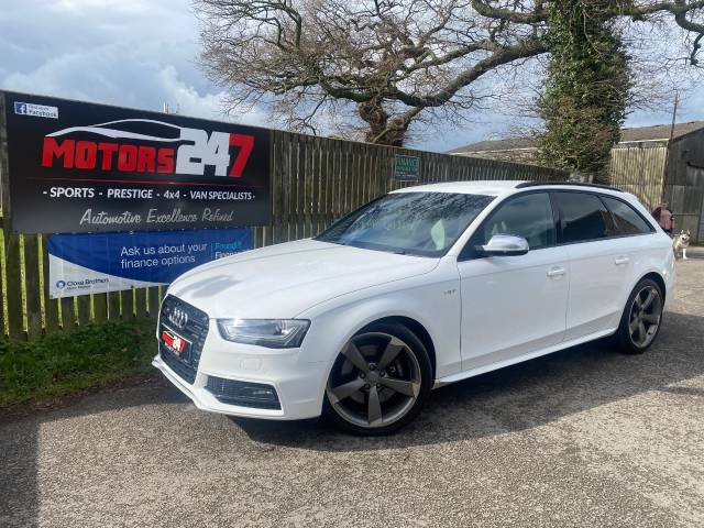 Audi A4 3.0 S4 Quattro 5dr S tronic Estate Petrol White