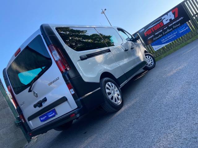 2016 Renault Trafic 1.6 LL29 ENERGY dCi 125 Business 9 Seater