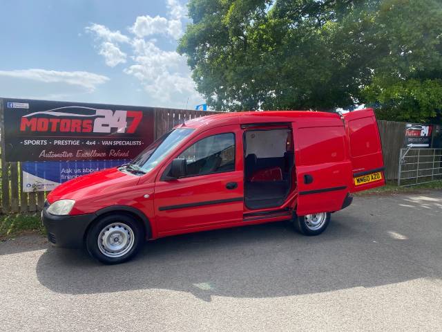 2011 Vauxhall Combo 1700 1.3CDTi 16V Van [75PS]