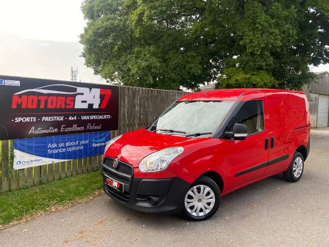 Fiat Doblo 1.3 Multijet 16V Van Start Stop Panel Van Diesel Red