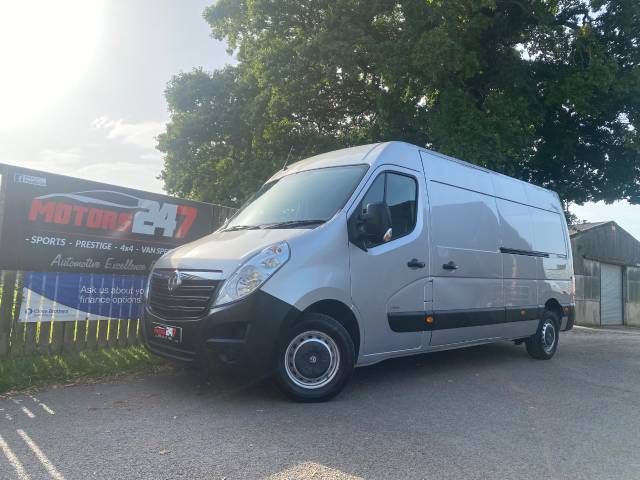 Vauxhall Movano 2.3 CDTI H2 Van 130ps Panel Van Diesel Silver