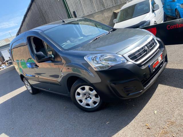 2018 Peugeot Partner 850 1.6 BlueHDi 100 Professional Van [non SS]