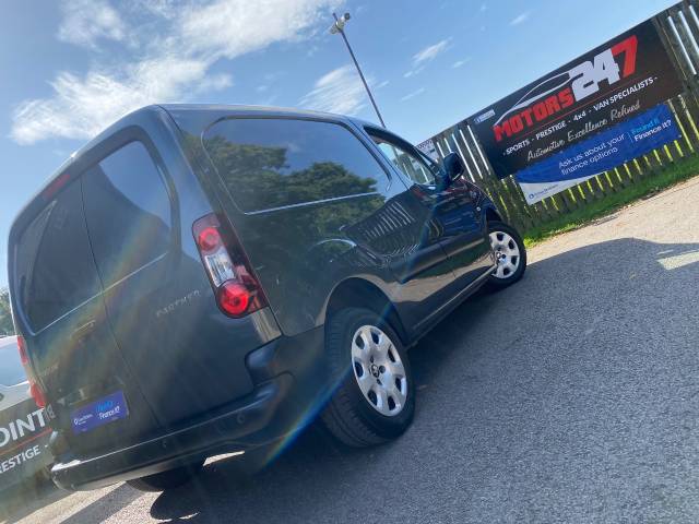2018 Peugeot Partner 850 1.6 BlueHDi 100 Professional Van [non SS]