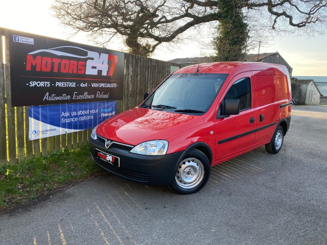 Vauxhall Combo 1700 1.3CDTi 16V Van [75PS] Panel Van Diesel Red