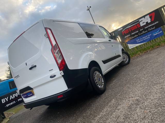 2018 Ford Transit Custom 2.0 TDCi 105ps 300 L1 WINDOW Low Roof Van