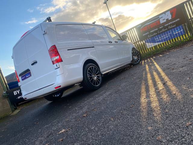 2017 Mercedes-Benz Vito 1.6 109CDI Van+19 INCH AMG TURBINES+SIDE BARS