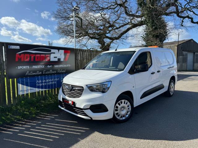 Vauxhall Combo Cargo 2300 1.5 Turbo D L2 H1 Sportive Van+AIR CON+ Panel Van Diesel White