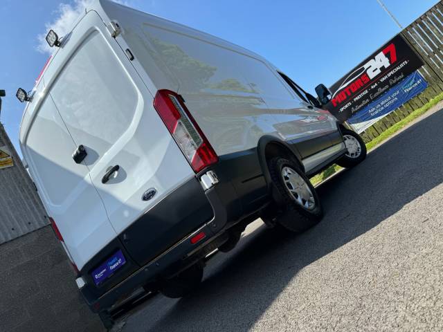 2018 Ford Transit 2.0 TDCi 130ps H2 Van AIR CON MOBILE WORKSHOP