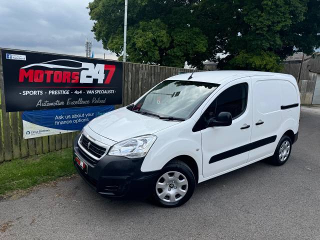 Peugeot Partner 850 1.6 BlueHDi 100 Professional Van [non SS] Panel Van Diesel White