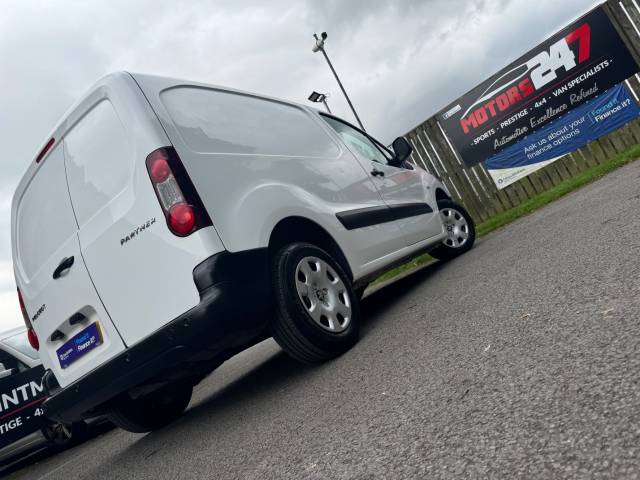 2017 Peugeot Partner 850 1.6 BlueHDi 100 Professional Van [non SS]