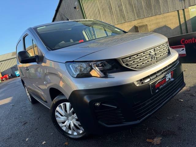 2021 Peugeot Partner 1000 1.5 BlueHDi 100 Professional Van+AIR CON+CRUISE+EURO6+1 OWNER!