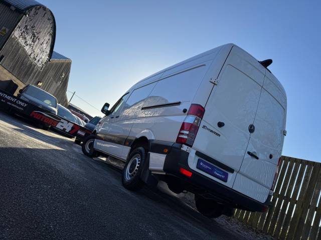 2010 Mercedes-Benz Sprinter 2.1 3.5t JUST 37K!+1 OWNER!+EX FEDEX!+CAMPER POTENTIAL!+L@@K!
