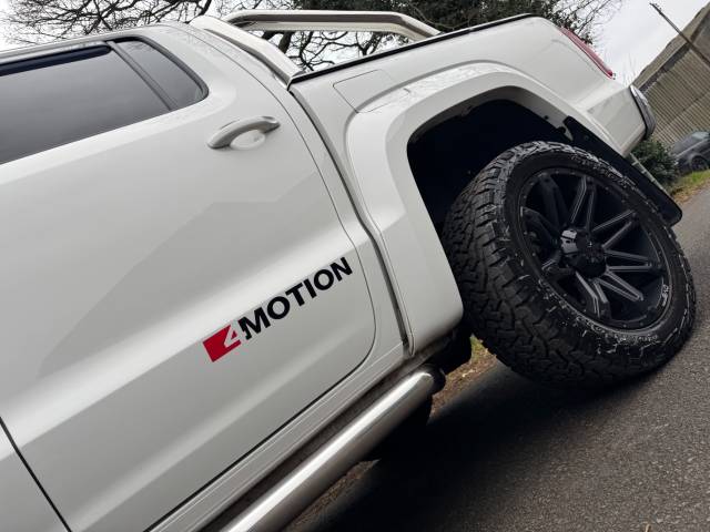2017 Volkswagen Amarok D/Cab Pick Up **HUGE SPEC!**+STUNNING TRUCK!!+Highline 3.0 V6 TDI 224 BMT 4M Auto