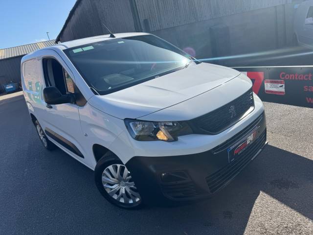 2021 Peugeot Partner 1000 1.5 BlueHDi 100 Professional Van+1 OWNER!+2 KEYS+FSH!+L@@K+