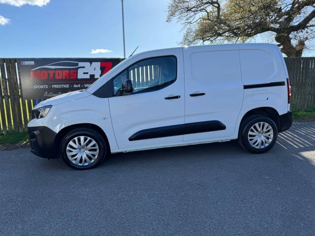 2020 Peugeot Partner 1000 1.5 BlueHDi 100 Professional Van+AIR CON!+JUST 42000 MILES!+2020 VAN!+