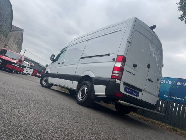 2016 Mercedes-Benz Sprinter 2.1 SPRINTER 313 CDI+SLIDING DOOR IN BULK HEAD!!+PERFECT CAMPER POTENTIAL!+