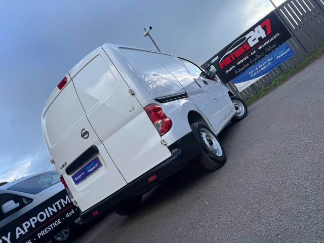 2013 Nissan NV200 NV200 1.5 dCi 110 SE VAN+AIR CON!+REV CAM!+1 FORMER KEEPER!+NO VAT!!+NO VAT!!+L@@K+