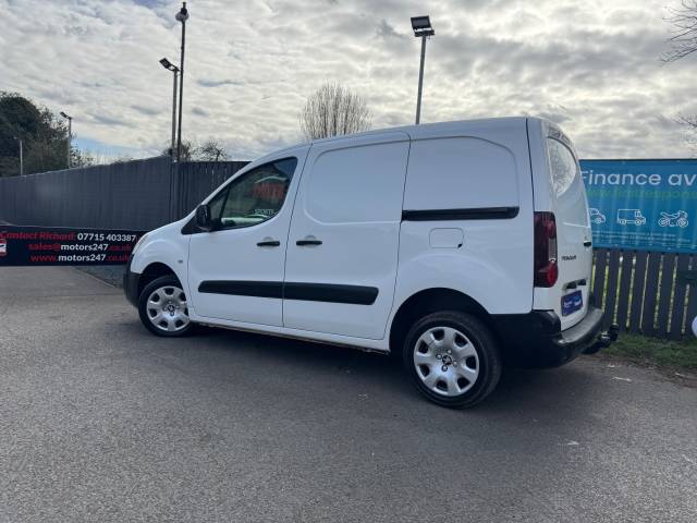2018 Peugeot Partner PARTNER 850 1.6 BlueHDi 100 PROFESSIONAL+EURO 6+SAT NAV!+AIR CON!+CRUISE!+TOW BAR!+NO VAT!+