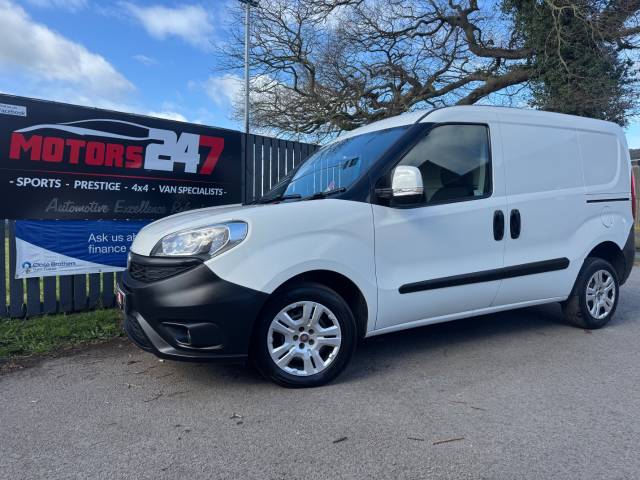 Fiat Doblo DOBLO 1.3 MULTIJET 16V 95 VAN+CRUISE!+AIR CON!+REAR PARKING SENSORS!+NO VAT!+ Panel Van Diesel White