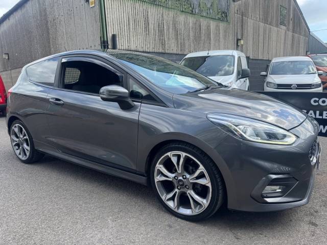 2019 Ford Fiesta FIESTA 1.5 TDCi SPORT VAN+CAMBELT DONE AT 119K!+CRUISE!+HEATED FRONT SCREEN!+MAGNETIC GREY!+L@@K!!+