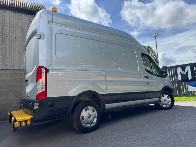 2015 Ford Transit TRANSIT 2.2 TDCi 155ps H3 L2 VAN+AIR CON!+ONBOARD AIR+POWER!+£5K WINTON SYSTEM!+L@@K!+