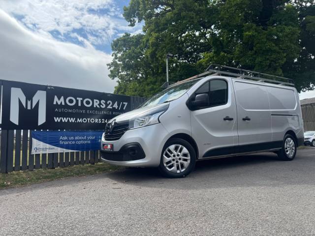 Renault Trafic 1.6 TRAFIC LL29 dCi 120 SPORT NAV VAN+CRUISE!+AIR!+DAB!+LONG WHEEL BASE!+SUPERB!+ Panel Van Diesel Silver