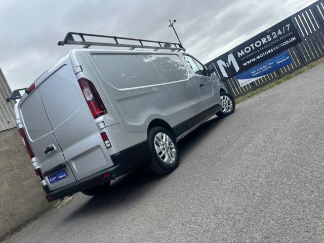 2017 Renault Trafic 1.6 TRAFIC LL29 dCi 120 SPORT NAV VAN+CRUISE!+AIR!+DAB!+LONG WHEEL BASE!+SUPERB!+