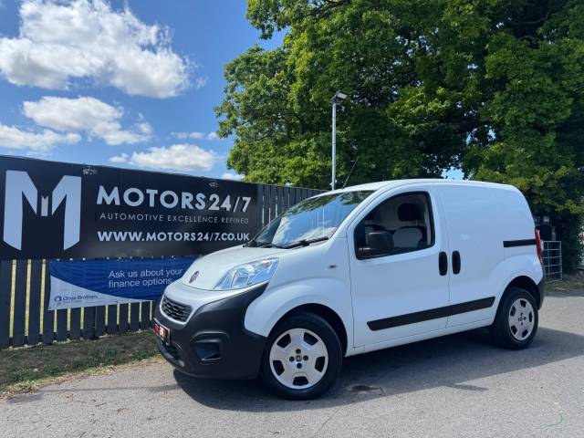 Fiat Fiorino FIORINO 1.3 16V MULTIJET TECNICO START STOP DIESEL VAN+SAT NAV!+AIR CON!+DAB!+1 OWNER!+FSH!+ Panel Van Diesel White